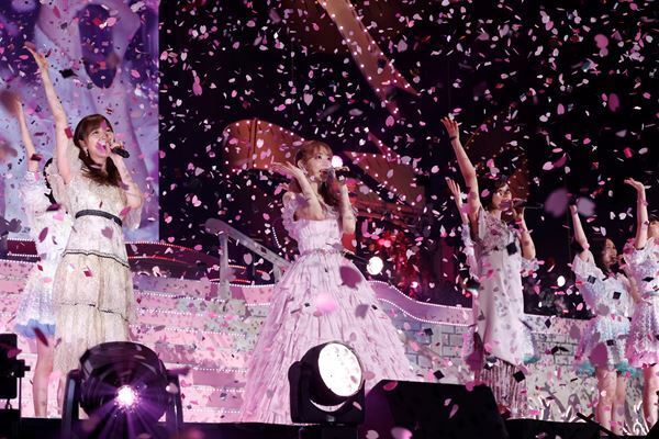 宮脇咲良のHKT48卒業コンサートに兒玉遥、指原莉乃がサプライズ出演「ずっと仲間でいたい」 10年を振り返るセトリにIZ*ONEの楽曲も