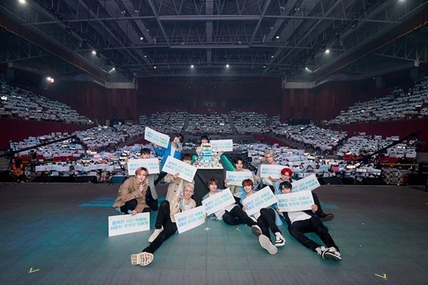 YG ENTERTAINMENTの新星TREASURE「これからも一生懸命突っ走る」　デビュー後初の単独ライブ『TRACE』レポート