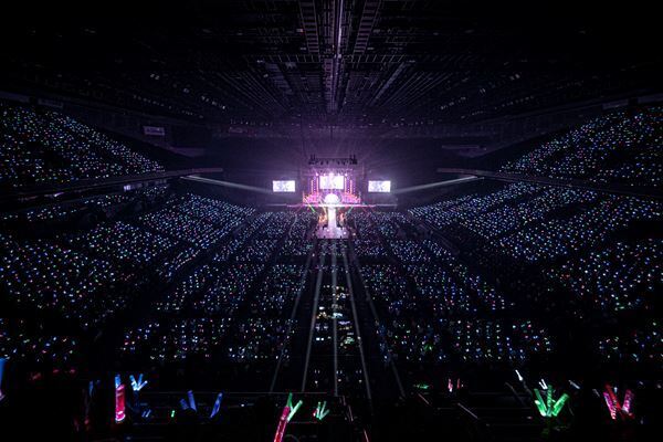 超特急がさいたまスーパーアリーナで見せた圧巻のステージと歴史「8号車がいるからこれからも走り続けていける」