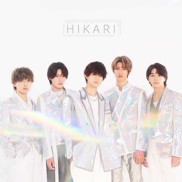 M!LK、鏡の中の自分と向き合う「HIKARI」MV公開　衣装はメンバー山中がプロデュース