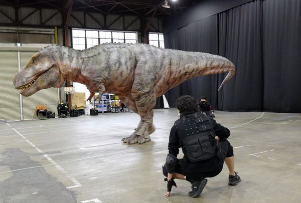 リアルな恐竜が大活躍！リハ潜入で体感した「DINO SAFARI 2022 ～未来のヒカリ～」の魅力