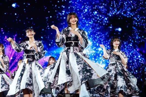 櫻坂46が改名後初の全国アリーナツアー完走、日本武道館でアニバーサリーライブ開催決定