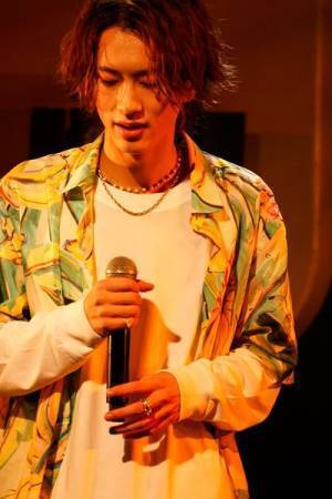 「これから先の景色も一緒に歩んでいけたら」BUDDiiS初の有観客ワンマンライブをレポート