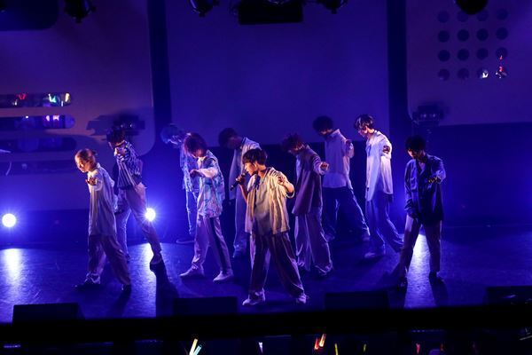 「これから先の景色も一緒に歩んでいけたら」BUDDiiS初の有観客ワンマンライブをレポート