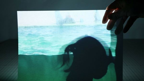 美術館の展示空間を活かしたインスタレーション形式で公開『見るは触れる 日本の新進作家 vol.19』