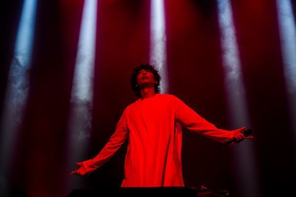 DEAN FUJIOKA、新たなライブ表現の可能性を示した全国ツアー20公演完走　セトリのプレイリスト公開