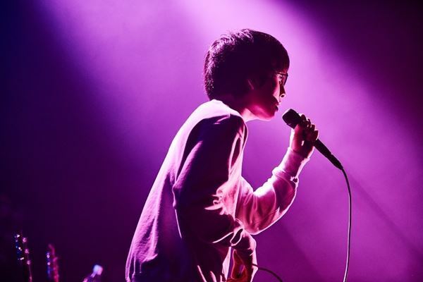 崎山蒼志、ツアー最終公演オフィシャルレポ到着　アンコールで憧れの石崎ひゅーいと競演