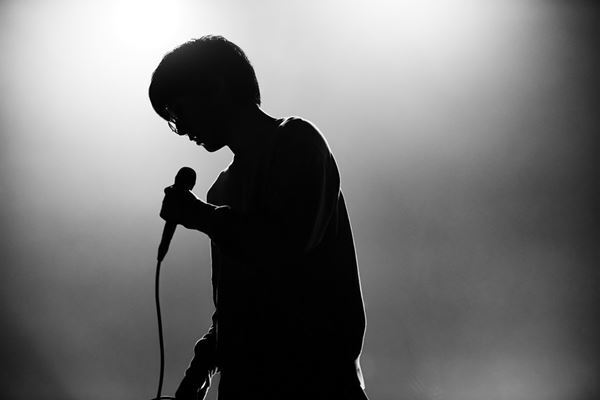 崎山蒼志、ツアー最終公演オフィシャルレポ到着　アンコールで憧れの石崎ひゅーいと競演