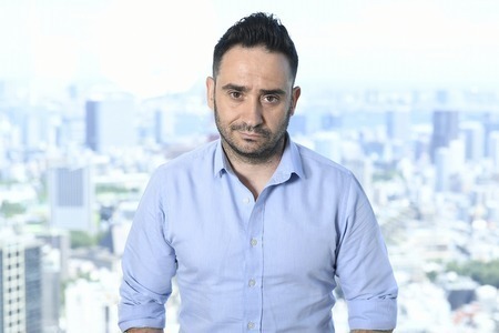 恐竜よりもコワい“怪物”とは？ 監督が語る『ジュラシック・ワールド／炎の王国』