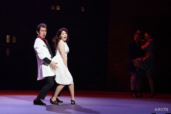 吉田鋼太郎演出、柿澤勇人、ウエンツ瑛士ら出演『ブラッド・ブラザーズ』開幕　各出演者からのコメントも