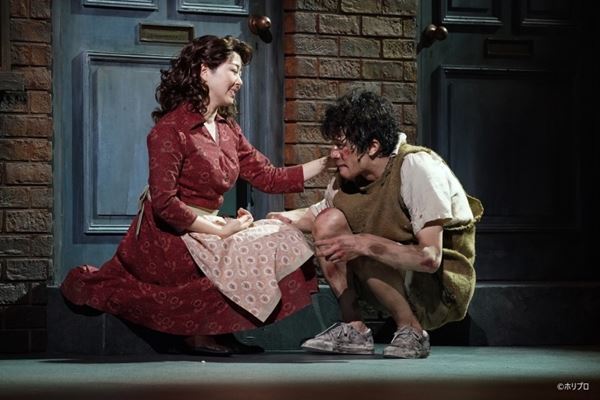 吉田鋼太郎演出、柿澤勇人、ウエンツ瑛士ら出演『ブラッド・ブラザーズ』開幕　各出演者からのコメントも