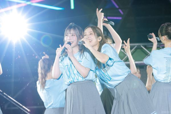 日向坂46、聖地開催の『W-KEYAKI FES.2022』で全国アリーナツアーを発表