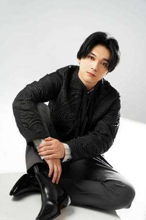 吉沢亮、念願の舞台『マーキュリー・ファー』での“変身”に期待「僕が初演を観た時の、とんでもない感動をぜひ感じて」