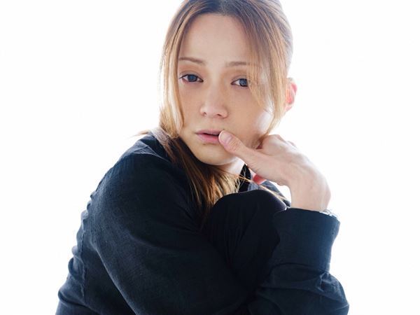 三浦涼介の美の秘密「リップクリーム1本で世界観が変わる」