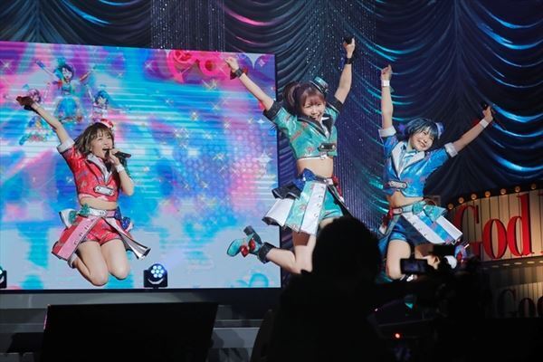 「DressingPaféのすべてを見せます！」　『プリパラ』のアイドルチームDressingPaféによる初単独ライブイベントが開催