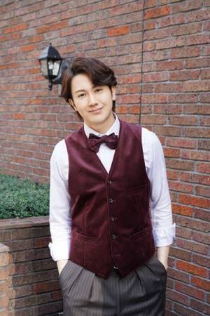 およそ10人の人物をふたりで表現！ 原田優一＆太田基裕が語るミュージカル『ダブル・トラブル』