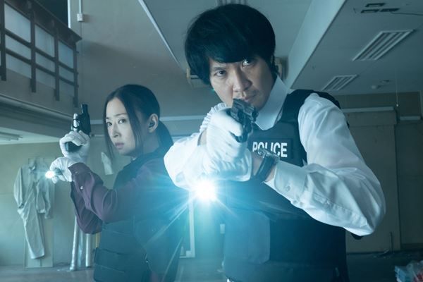 WOWOW『邪神の天秤 公安分析班』がいよいよ最終回！　現在・過去の事件が絡み合う中、たどりつく真実とは!?