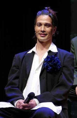 岸谷五朗、18年ぶり『クラウディア』再演で初の演出専念　その理由は？