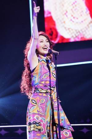 “Music is My Life！” 望海風斗の至極の歌声が無限に広がる 『Look at Me』開幕