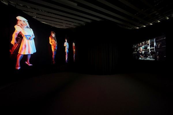 ようこそ『京都市京セラ美術館開館1周年記念展　森村泰昌：ワタシの迷宮劇場』へ！　内覧会レポート