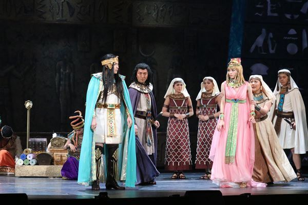 ミュージカル『王家の紋章』開幕、海宝直人×木下晴香ゲネプロレポート