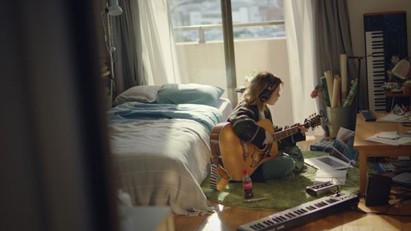 ロザリーナ、コカ・コーラ新CMソング「Life Road」を1月19日デジタルリリース