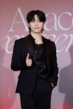 SEVENTEENが情熱的な愛を込めた自信作 『Attacca』リリース、全世界のメディアを招いたオンライン記者会見をレポート