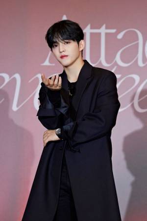 SEVENTEENが情熱的な愛を込めた自信作 『Attacca』リリース、全世界のメディアを招いたオンライン記者会見をレポート