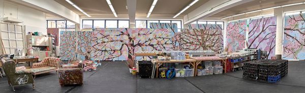 イギリスを代表する現代作家ダミアン・ハースト、日本初の大規模個展『ダミアン・ハースト 桜』3月2日より開催