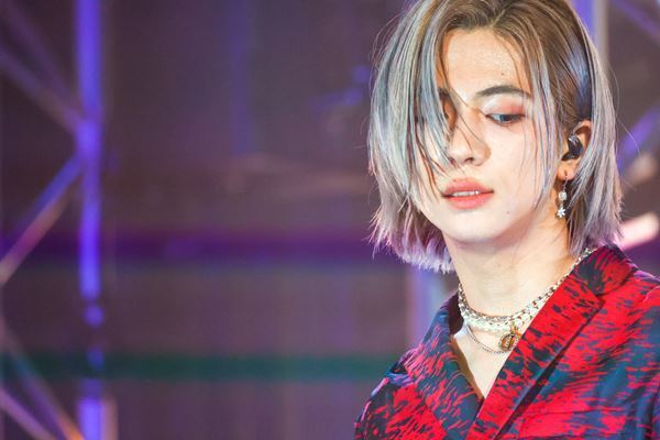 彼らの挑戦は観る者の光になる－SUPER★DRAGONワンマンライブツアー「SIXDAY」最終公演レポート