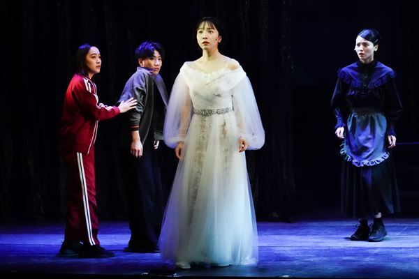 戸塚祥太&内博貴ら奮闘！ 　脇役の悲哀から演劇への愛情が垣間見える『フォーティンブラス』開幕