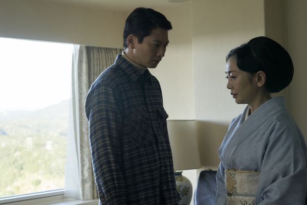 栄華の影で翻弄される女性たち……『連続ドラマW 華麗なる一族』いよいよ佳境へ！