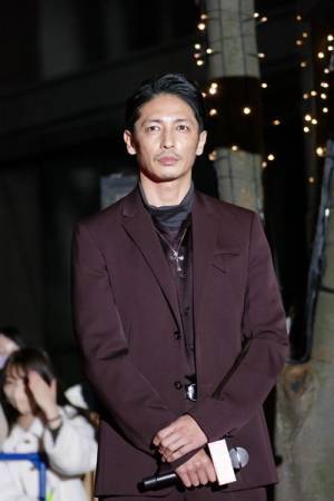 吉沢亮、クリスマスは「いつも仕事」　それでも「キラキラを見れば、ワクワクもし ます」