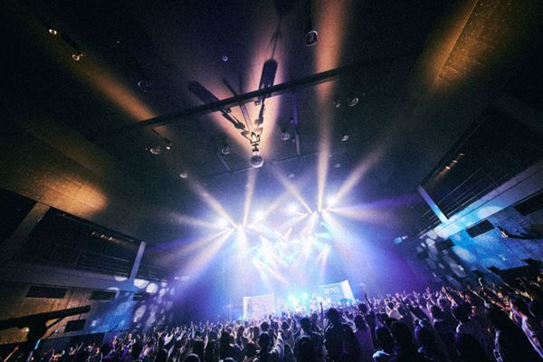 サイダーガールが念願のZepp Tokyoワンマン開催、趣向を凝らした『ぼくらのサイダーウォーズ5』レポート