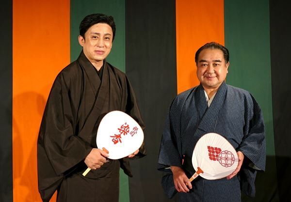 歌舞伎座「芸術祭十月大歌舞伎」第二部『祇園恋づくし』出演の松本幸四郎と中村鴈治郎