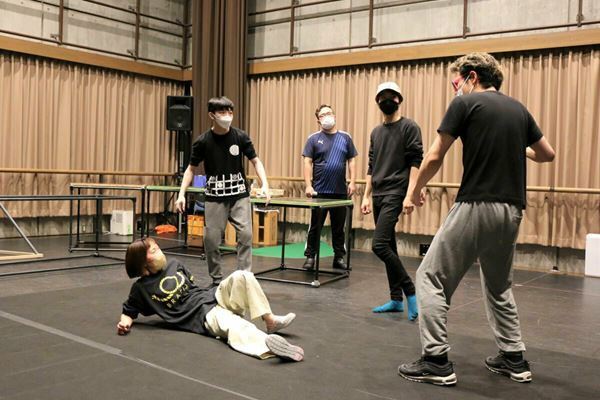 次世代による活発な作品づくり安住の地『凪げ、いきのこりら』稽古場レポート