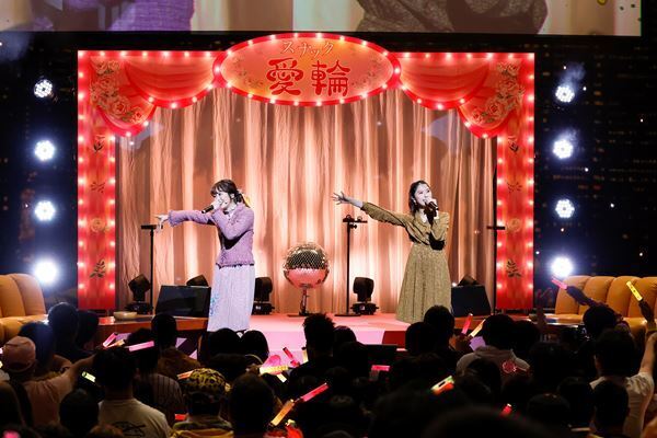 佐々木彩夏「またの御越しをお待ちしております！」ももクロ“バレイベ”スピンオフ企画『スナック愛輪（あーりん）』開催