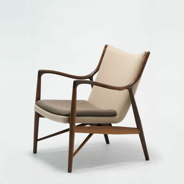 まるで彫刻のような美しい椅子が集結　『フィン・ユールとデンマークの椅子』東京都美術館で開催