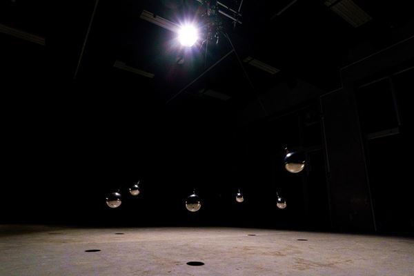 夜の無人島を舞台に行われる異色のアートイベント「Sense Island -感覚の島- 暗闇の美術島」開催