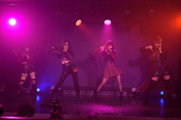 @onefive、生配信でセルフプロデュース曲「Underground」初披露　来年初のアルバムリリース＆有観客ワンマン開催も発表