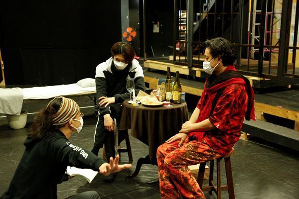 「モリーナが好きなアイテムを身につけ役を獲得できたら」ミュージカル『蜘蛛女のキス』石丸幹二×日澤雄介（劇団チョコレートケーキ）インタビュー