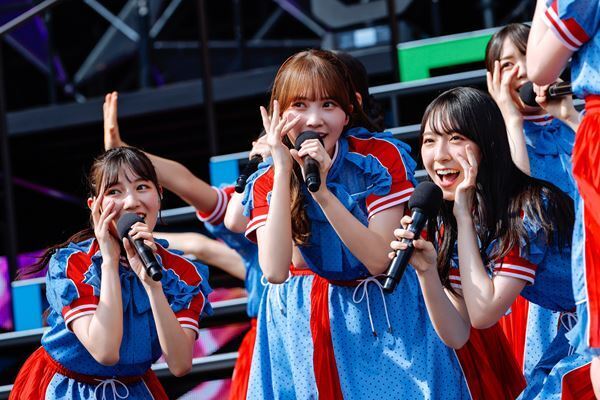 日向坂46、初全国アリーナツアーを発表「もっともっと世界中にパワーを届けていきたい！」
