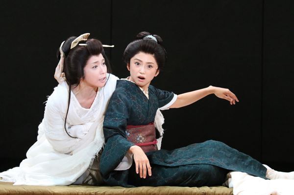 一葉が思い描いていた世界が今、開かれようとしている―こまつ座『頭痛肩こり樋口一葉』貫地谷しほり×若村麻由美 対談