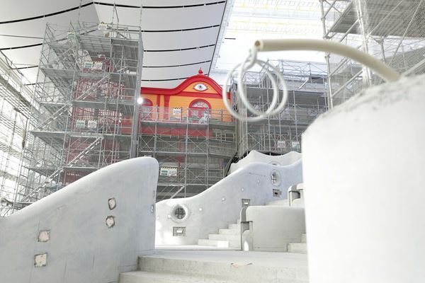 ジブリだけどリアリティを追求　宮崎吾朗のガイドでまわる「ジブリパーク」レポート