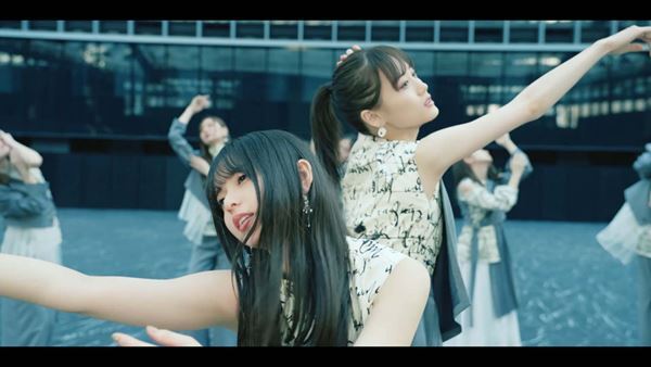 乃木坂46、齋藤飛鳥と山下美月がダブルセンターの「Actually...」MV公開