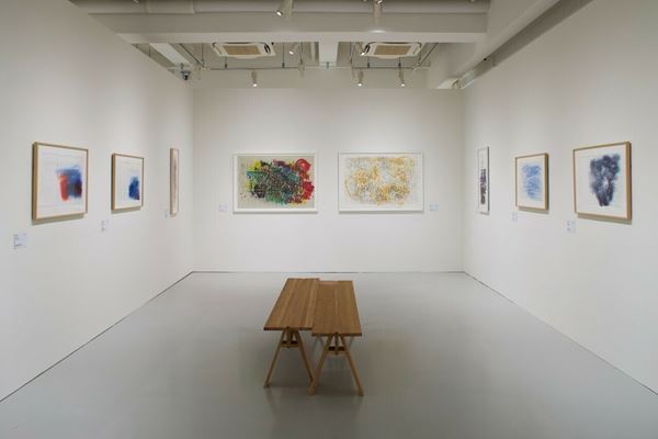 MoMA、ポンピドゥー・センターなどの収蔵作家を含む10名の「線」をなぞる『線のしぐさ』開催中