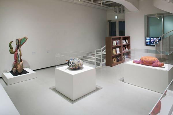 MoMA、ポンピドゥー・センターなどの収蔵作家を含む10名の「線」をなぞる『線のしぐさ』開催中