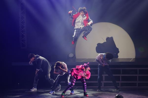 多和田任益が新加入した梅棒最新作、『ラヴ・ミー・ドゥー‼︎』が開幕