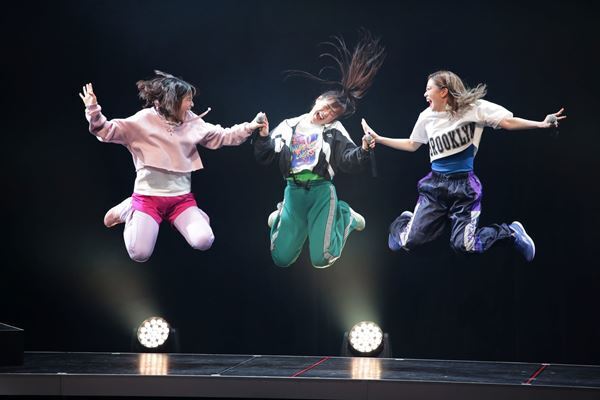 多和田任益が新加入した梅棒最新作、『ラヴ・ミー・ドゥー‼︎』が開幕