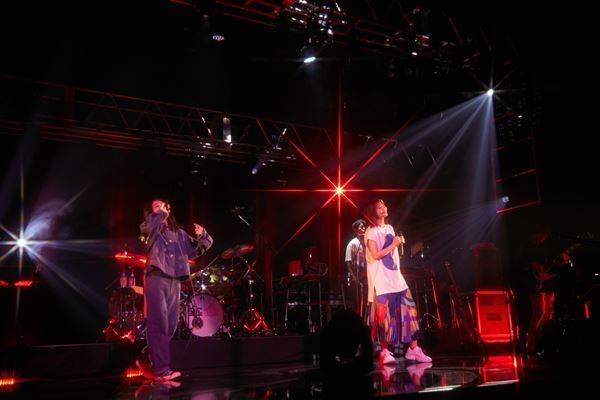 吉岡聖恵、初のオンラインソロイベントでNakamuraEmi、wacci橋口洋平とコラボ「すごく楽しい時間でした！」